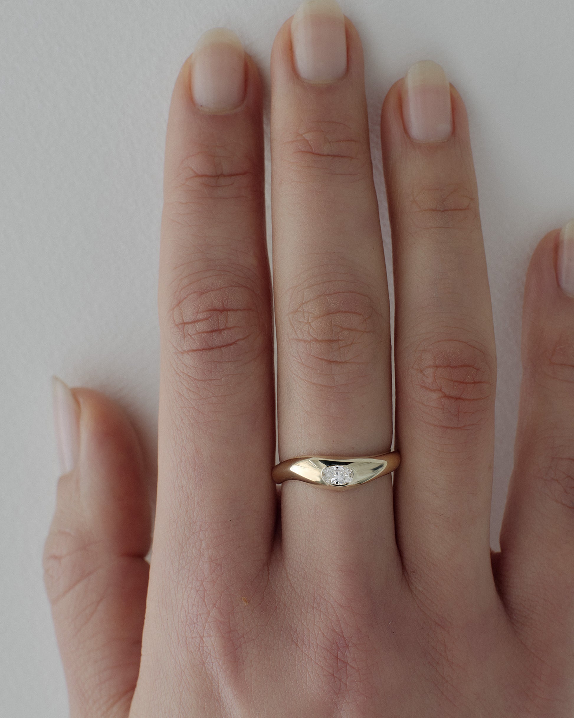 /522 Oval Diamond