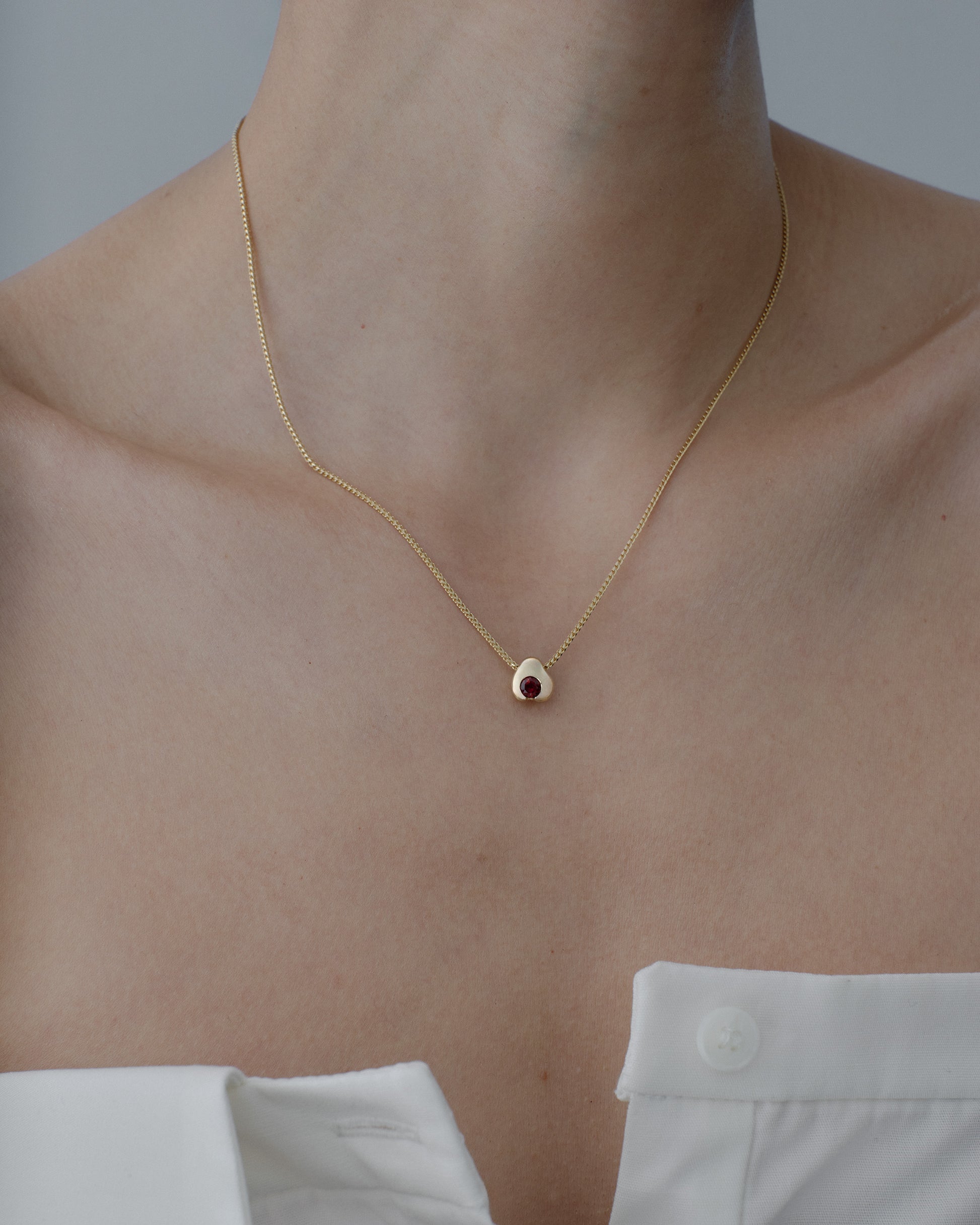 /639 Garnet Necklace