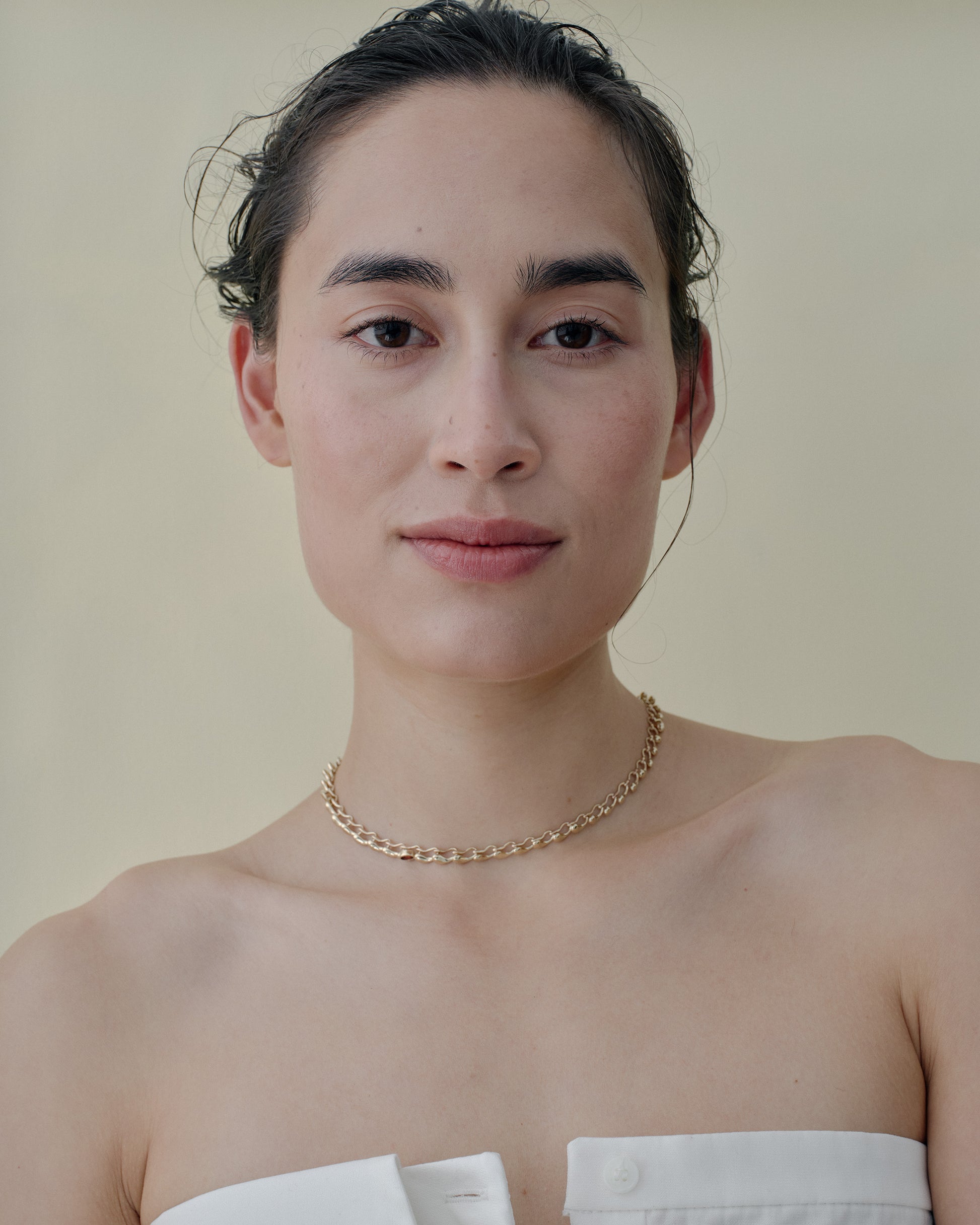 /657 with Gemstones and Diamond