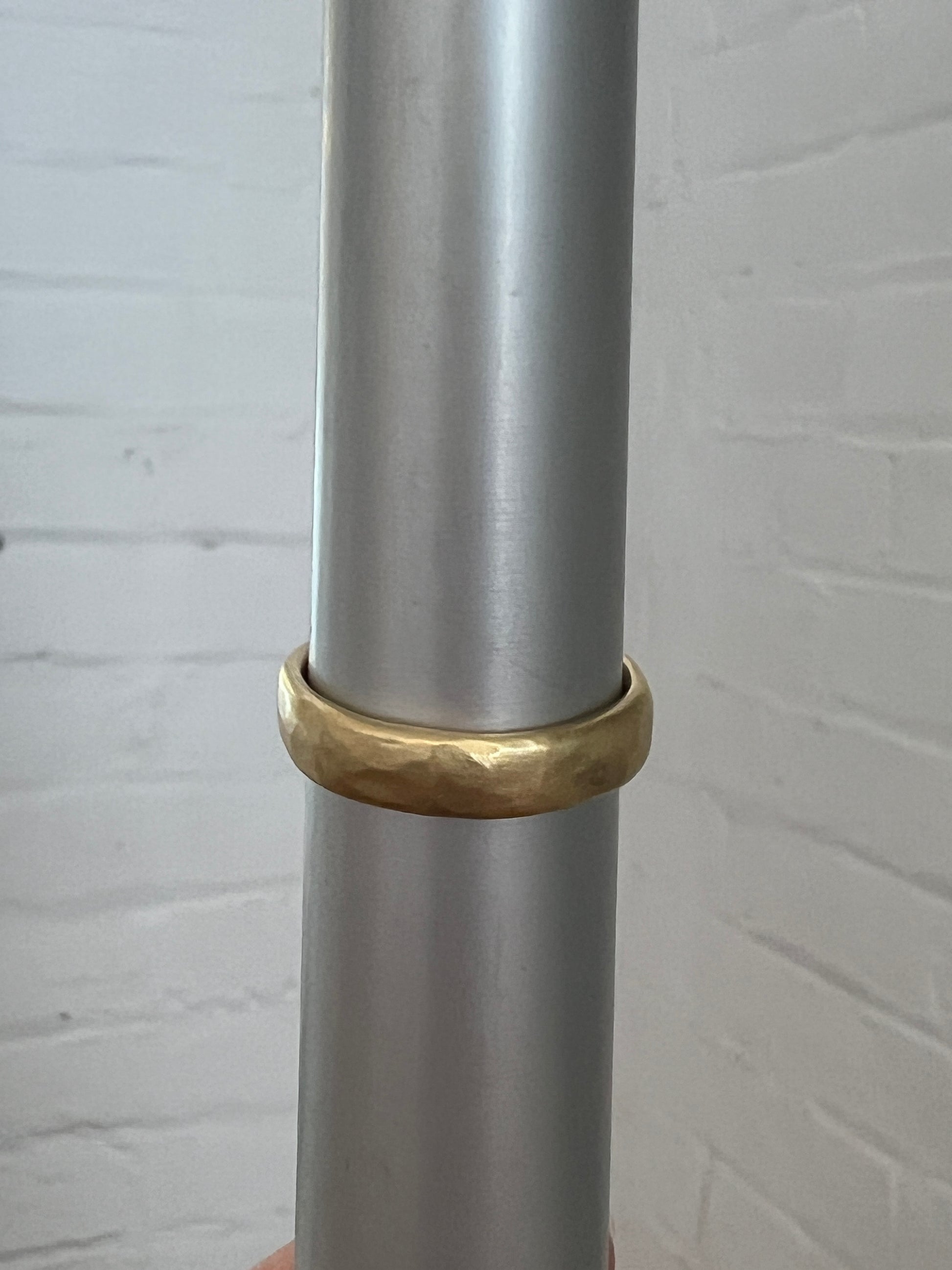 M053